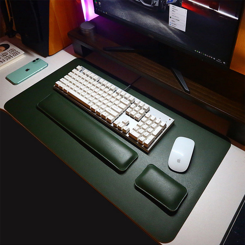 Mouse Pad Gigante de Couro com Apoio de Pulso para Teclado — Escritório