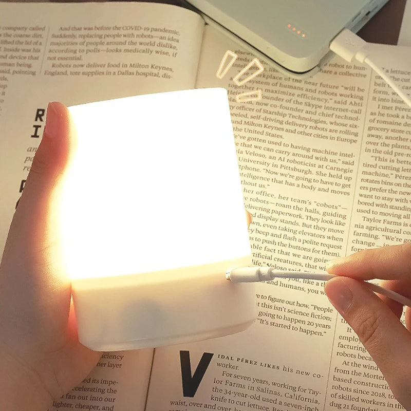 Luminária LED de Mesa Recarregável com Dimmer